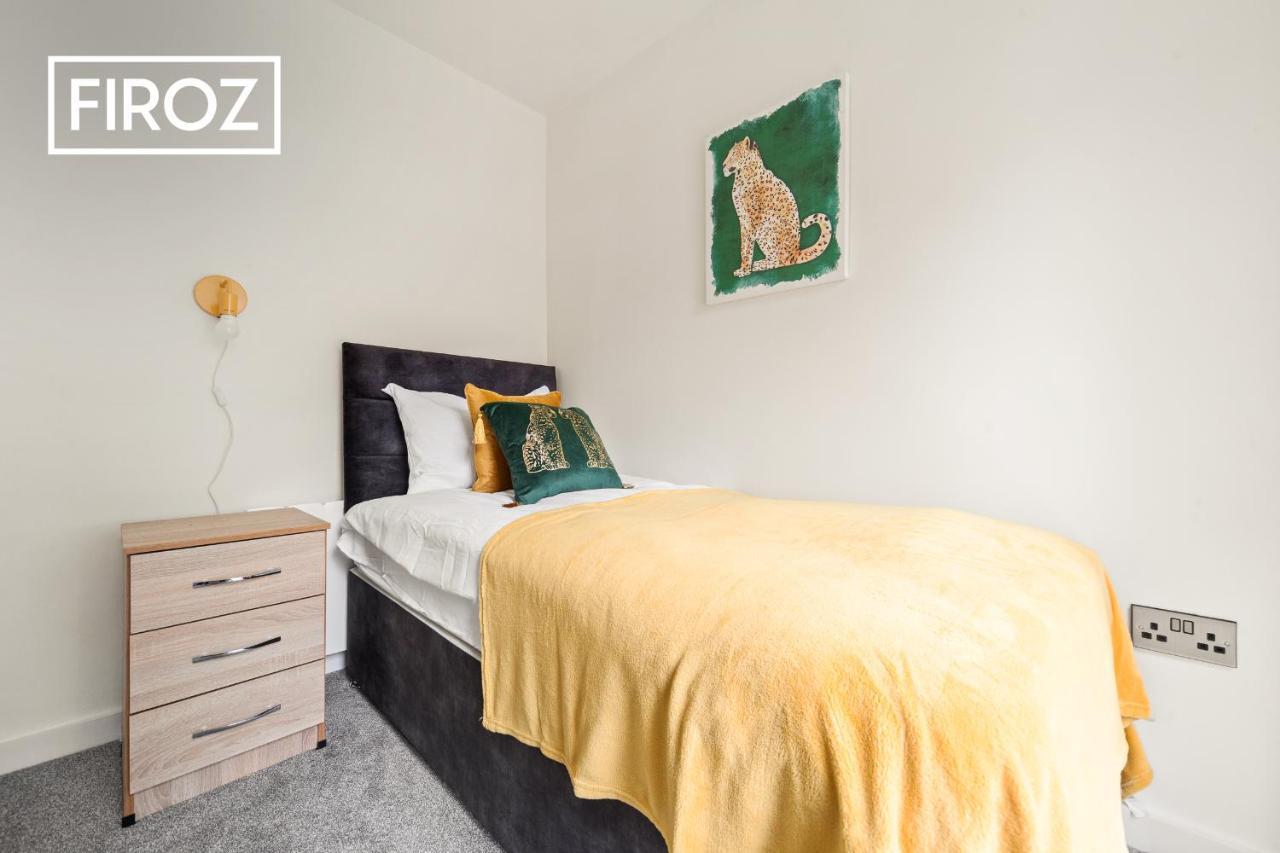 Spacious 4 Bedroom 3 Bath House For Families & Contractors With Free Parking, Fast Wi-Fi & Netflix By Firoz Property Management Leeds  Ngoại thất bức ảnh