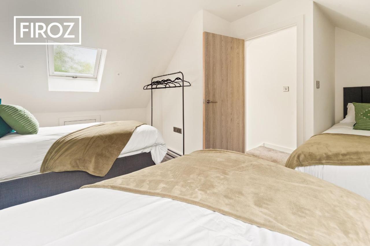 Spacious 4 Bedroom 3 Bath House For Families & Contractors With Free Parking, Fast Wi-Fi & Netflix By Firoz Property Management Leeds  Ngoại thất bức ảnh
