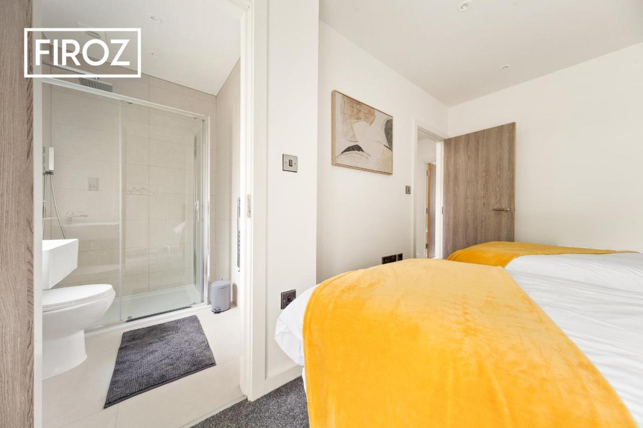 Spacious 4 Bedroom 3 Bath House For Families & Contractors With Free Parking, Fast Wi-Fi & Netflix By Firoz Property Management Leeds  Ngoại thất bức ảnh